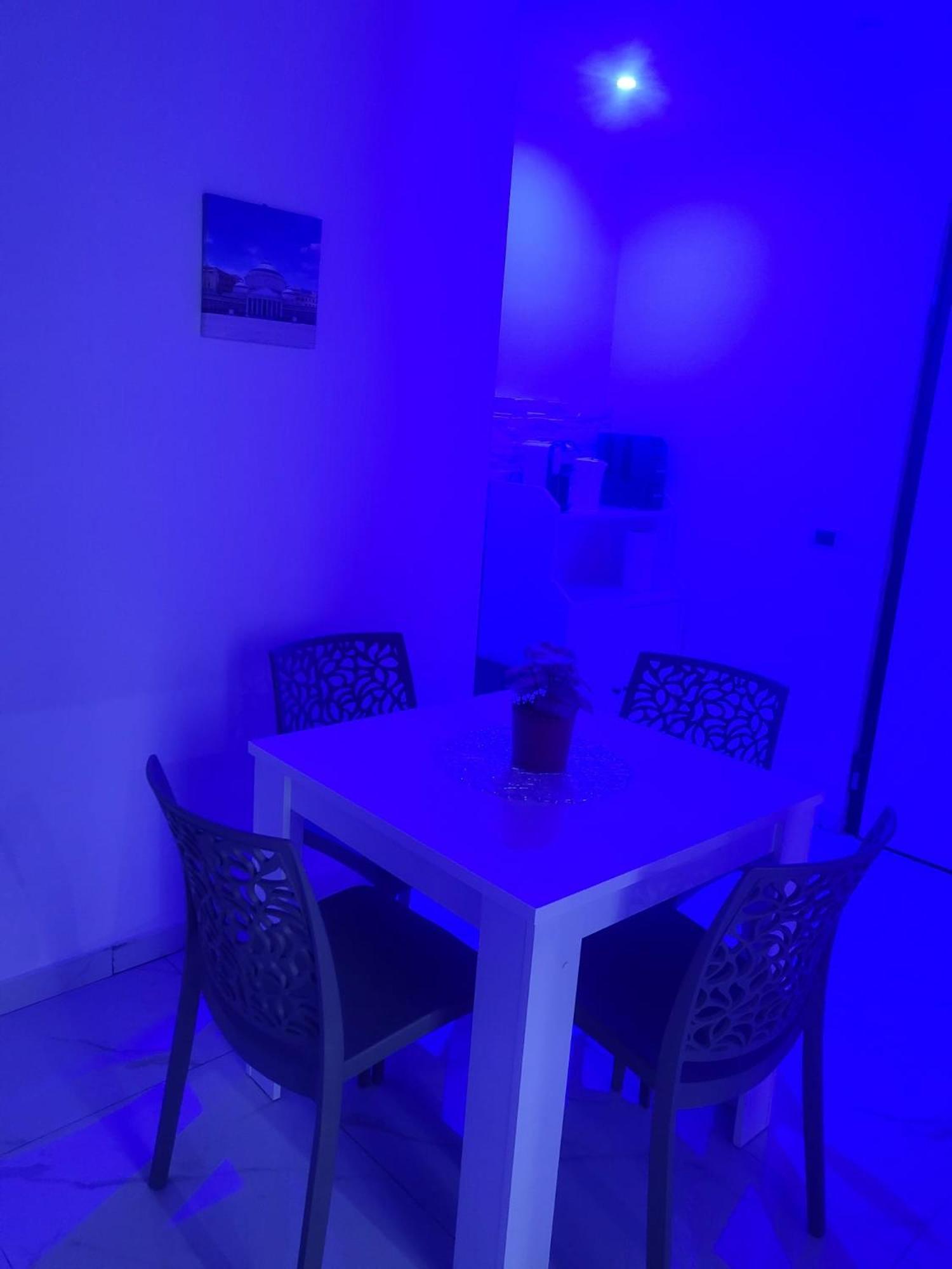 Live Naples Hotel Bagian luar foto