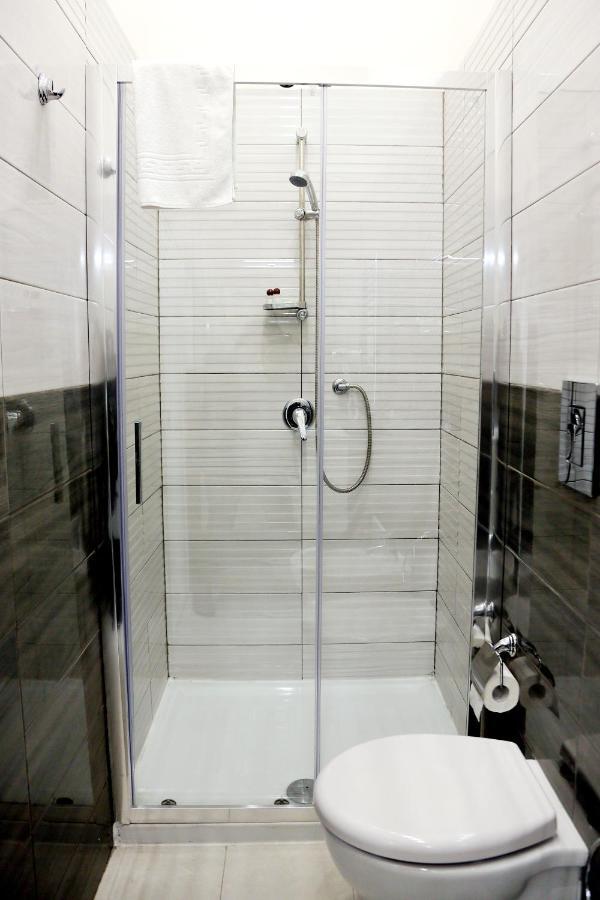 Live Naples Hotel Bagian luar foto