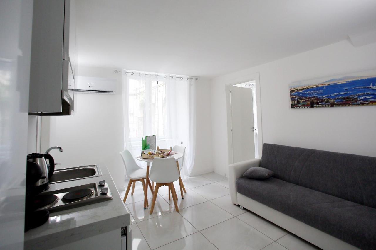 Live Naples Hotel Bagian luar foto